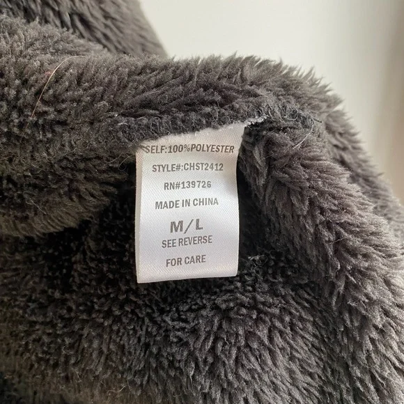 Honey Punch Sherpa Faux Fur Hooded Vest w Pockets - Picture 6 of 6